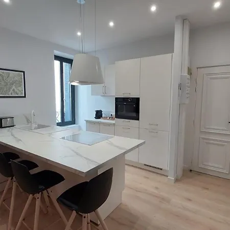 Apartment Centre Avec Prive